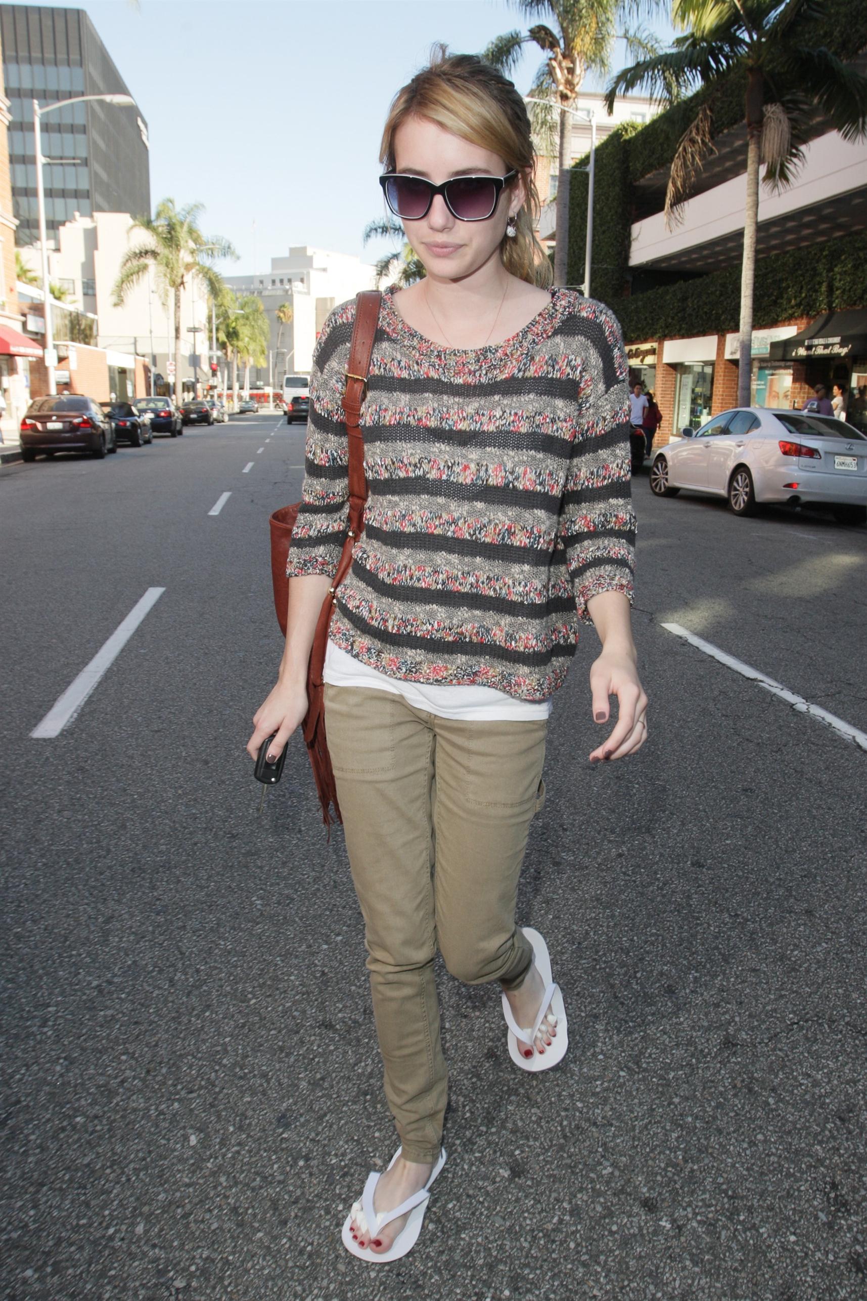 Emma Roberts leaving a nail salon in Beverly Hills photos | Picture 63918